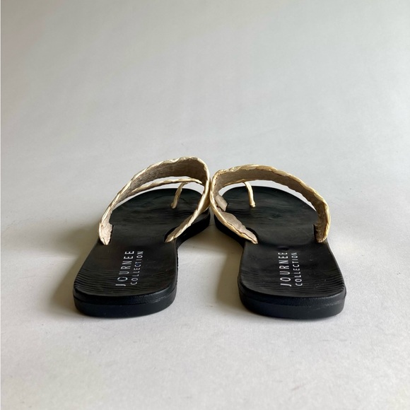 New Journee Collection Ivory Straw Weaving Flip Flops Sandals size 7.5 - Picture 8 of 12